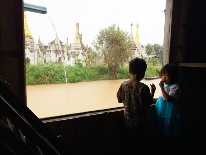 Myanmar mit Kindern