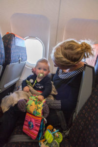 Fliegen mit Kind: Ein spannendes Erlebnis für Kind und Eltern