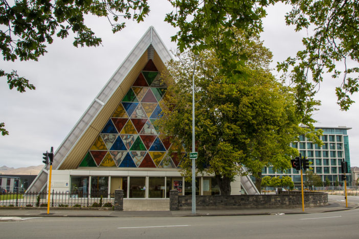 Cardboard Cathedral (Christchurch Transitional Cathedral) als temporärer Ersatz für die zerstörte Christchurch Cathedral